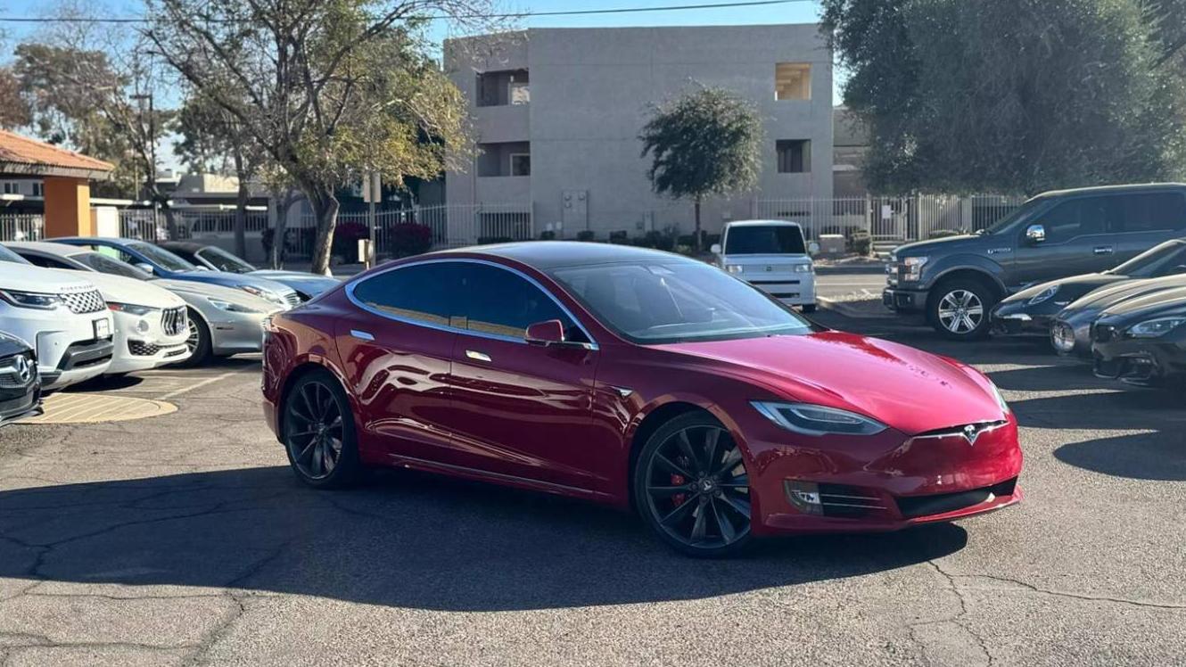 TESLA MODEL S 2017 5YJSA1E4XHF201084 image